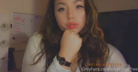 kittykimxxfree onlyfans pictures