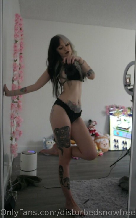 disturbedsnowfree onlyfans nude leaks