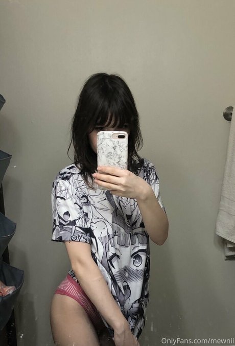 Mewnii porn leaked onlyfans