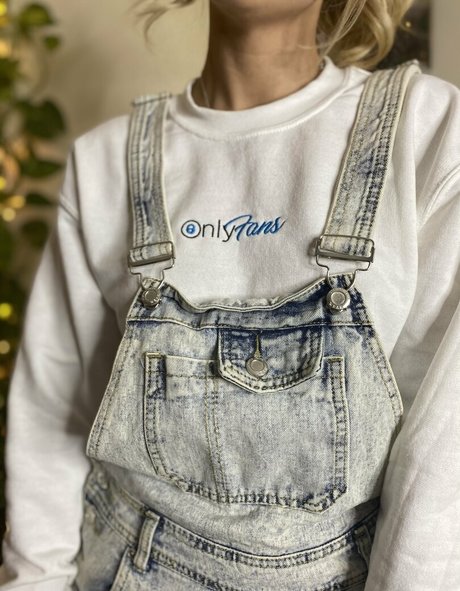 lillieinlace onlyfans sex tape