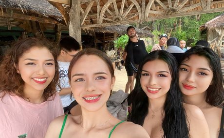 Escosis Sisters onlyfans leaks