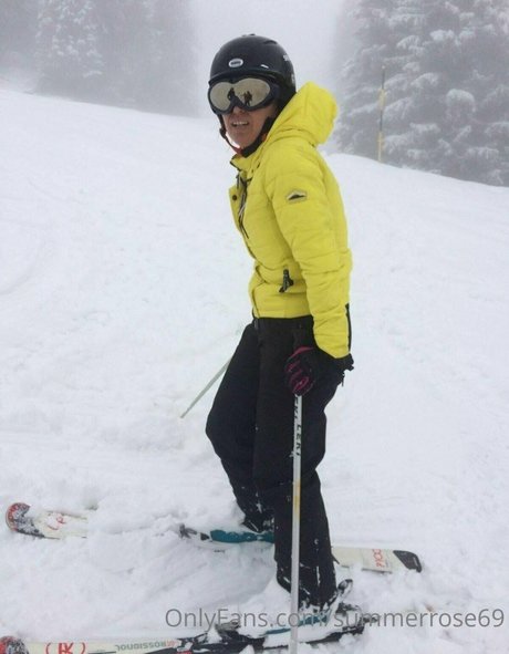 summerrose69 naked onlyfans pics