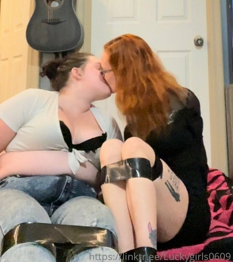 luckygirls0609 onlyfans porn leaks