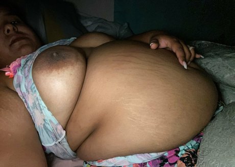 goddessisabelly onlyfans model