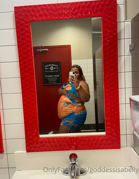 goddessisabelly only fans photos