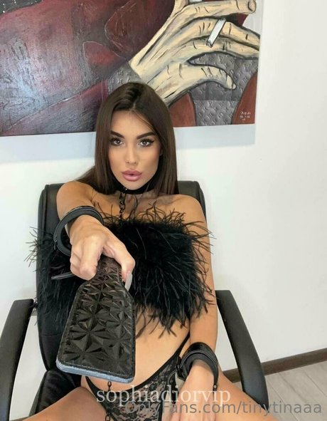 tinytinaaa onlyfans sextape