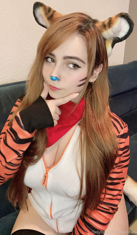 HeyShika leaked onlyfans