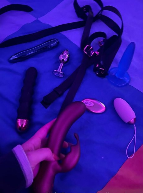 callmeshelly  pictures