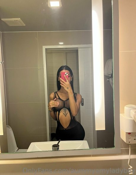aummyamyladyboy onlyfans sex leaks