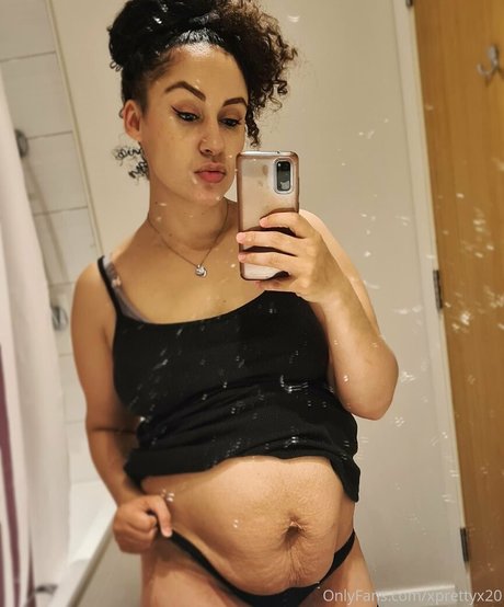 xprettyx20 onlyfans leaked.