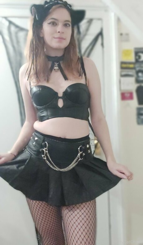 naughtylittlekitten93 onlyfans de