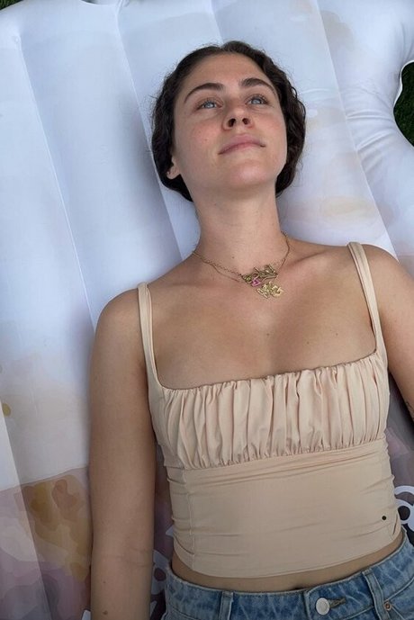 Kelsey Kreppel onlyfans free content