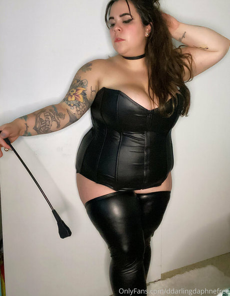 ddarlingdaphnefree nudes only fans