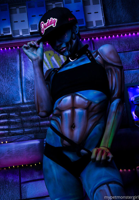 mypetmonstergirl only fans pic