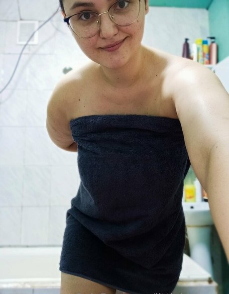 littlebbuunny nudes onlyfans leak