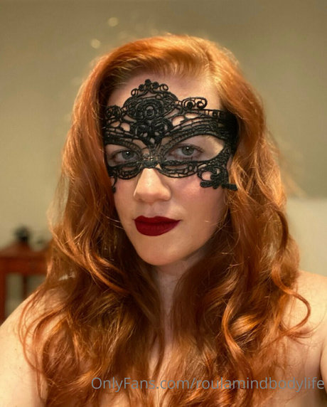 roulamindbodylife only fans pictures