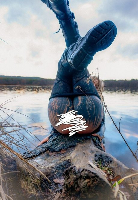 psychedelic mess only fans content