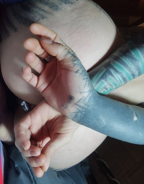 psychedelic mess onlyfans model images