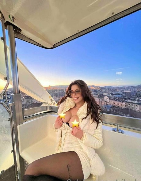 niky b onlyfans sexy