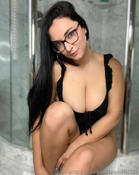 paisleyofficial onlyfans leaka