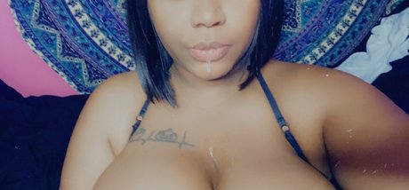 emithegoddess  depiction