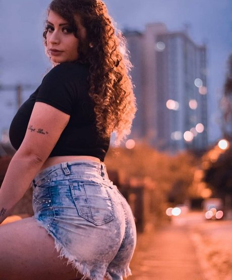 Ashley Alves hot onlyfans