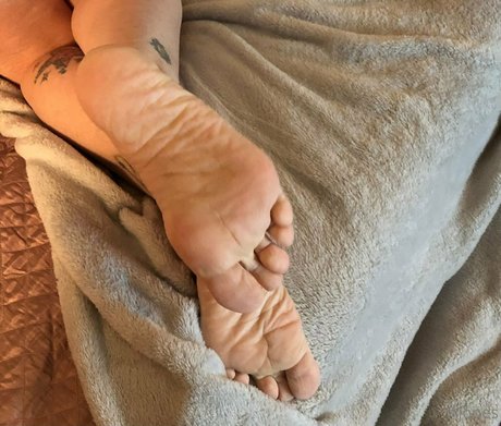 ajonesfeet onlyfans leaks