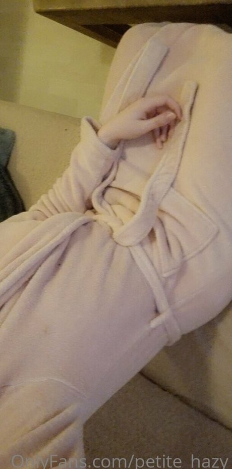 petite hazy naked onlyfans pics