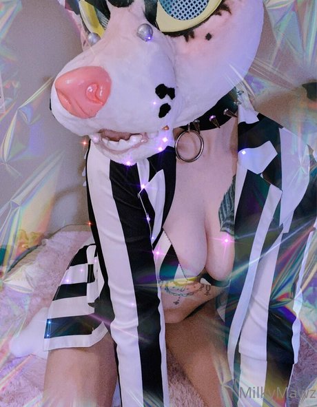 strwbrryinsides onlyfans post