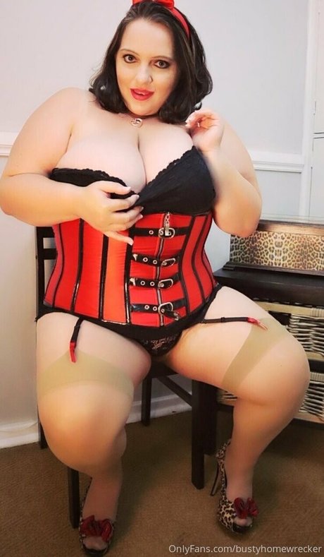 bustyhomewrecker nude onlyfans