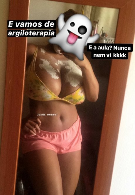 diasdegil onlyfans strip tease