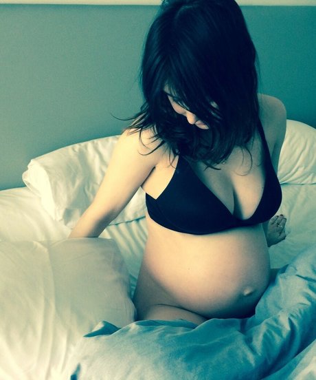 Carice Van Houten is on onlyfans