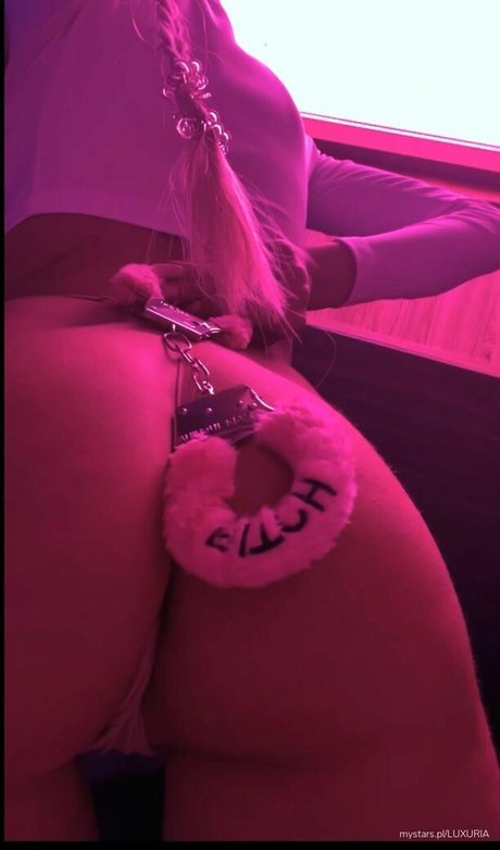 Luxuria nude onlyfans pics