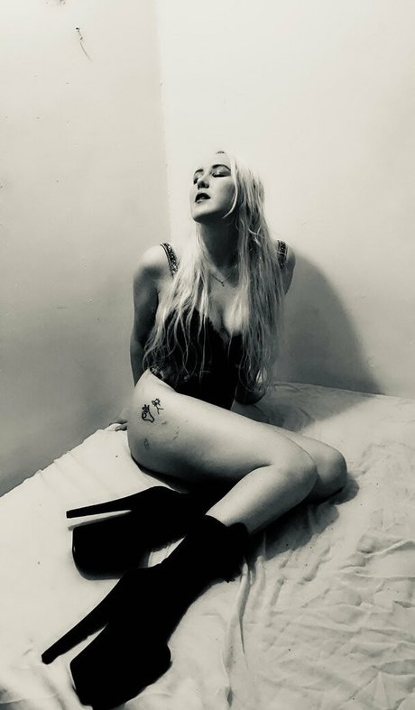 annanicolevip leaked onlyfans.