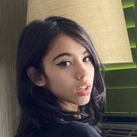 Lilpeachbutt69 onlyfans nude leaks