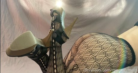 mercurymars onlyfans explicit content