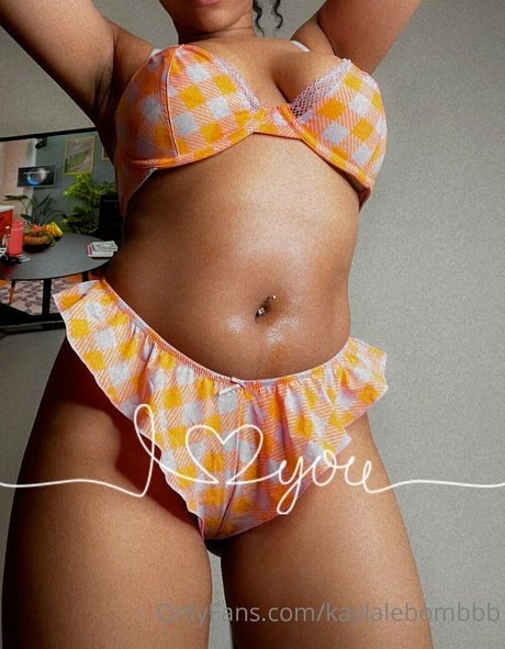 kaylalebombbb porn onlyfans