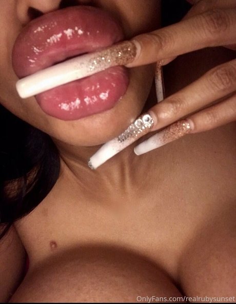 realrubysunset only fans xxx