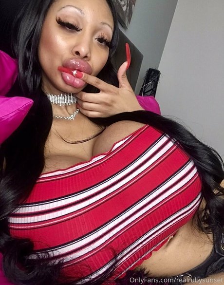 realrubysunset onlyfans nude leaks