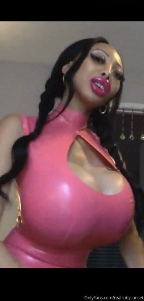 realrubysunset onlyfans lesk