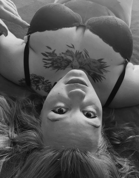 antilopa onlyfans desnuda