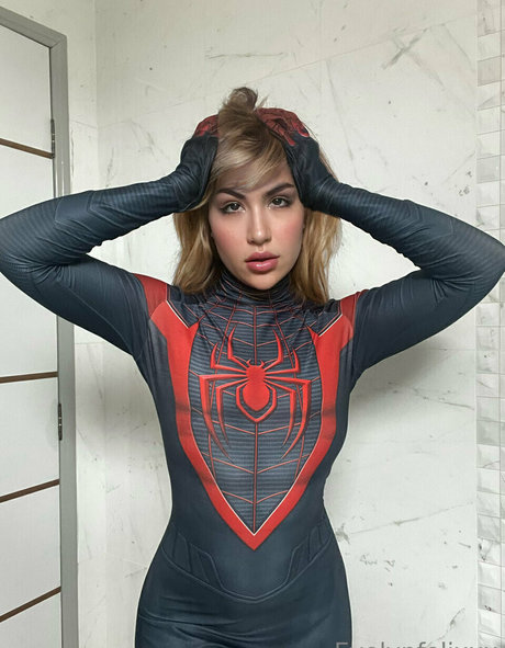 Evelyn Felix onlyfans gratis