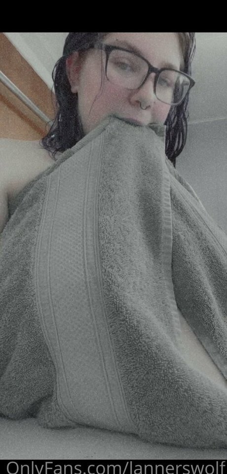 lannerswolf nudes onlyfans