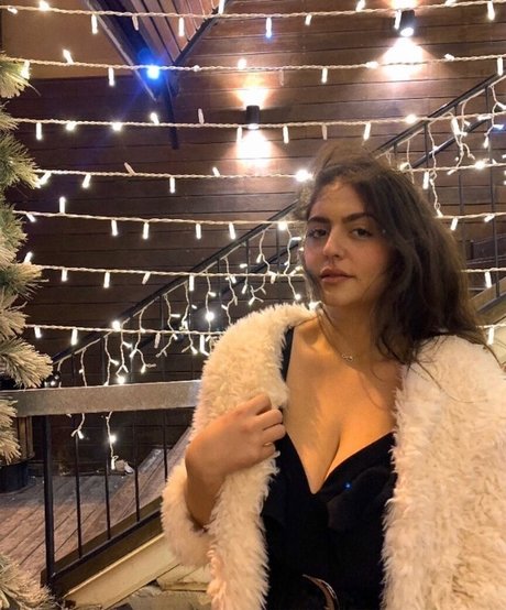 Noam L onlyfans nude leaked