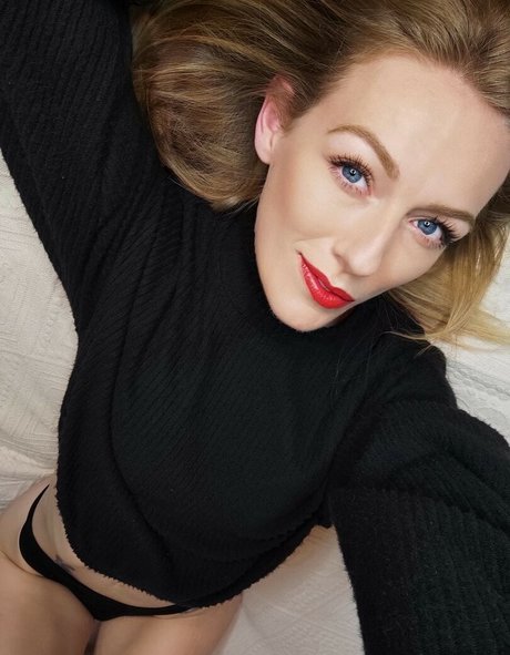 Polly Kendall Profile image