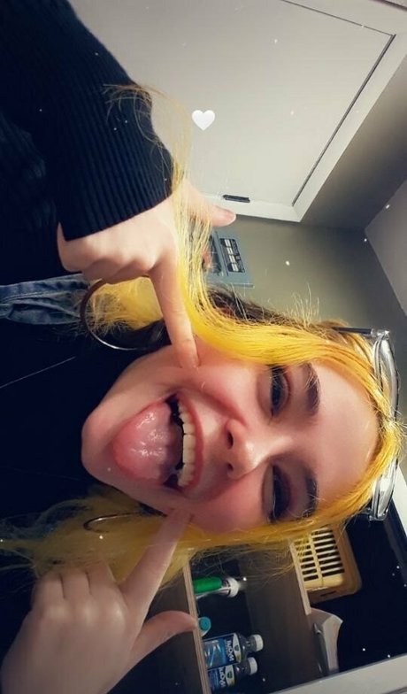 art1stdotz onlyfans naked porn