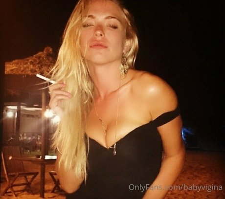 babyvigina onlyfans nude