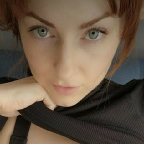 Gypsy Geek onlyfans explicit content