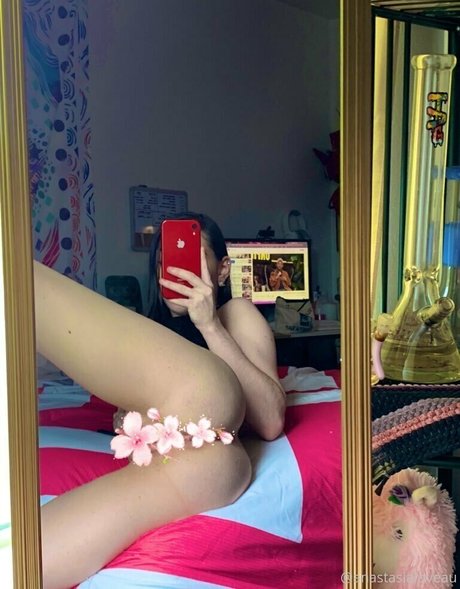 anastasialoveau only fans photos