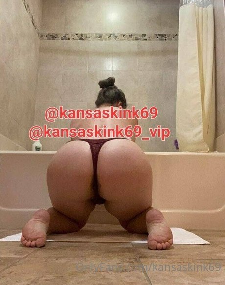 kansaskink69 onlyfans public photos